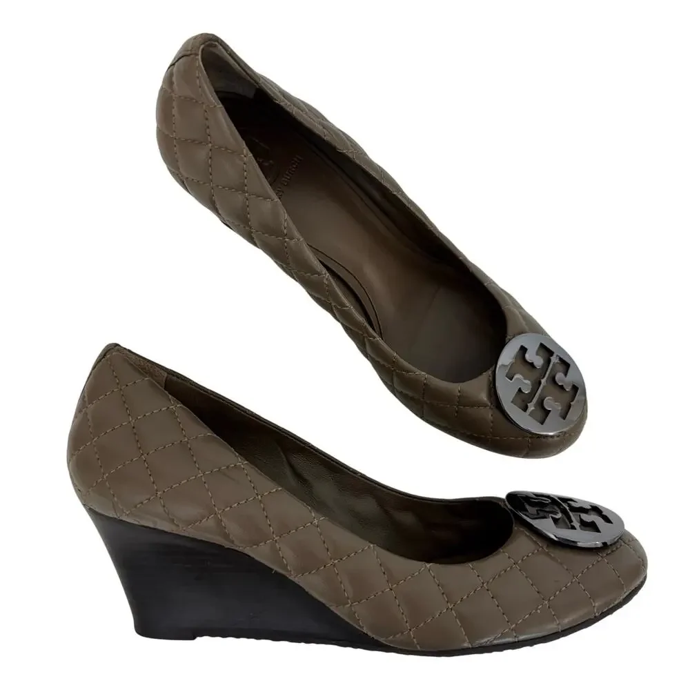Tory Burch Quinn Quilted Leather Wedge Pumps Shoes Dark Taupe 10M Double T Logo